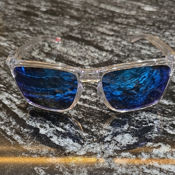 Oakley Sylas Sunglasses - Picture 2 of 8